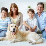Happy-Family-and-Pet-kn